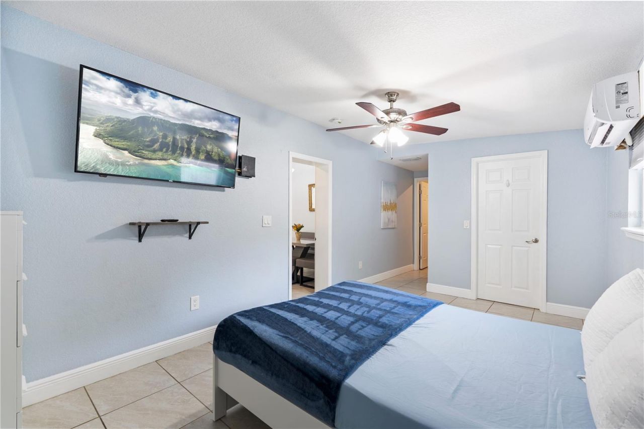 5637 Kalmia Drive, Orlando, FL 32807 Photo