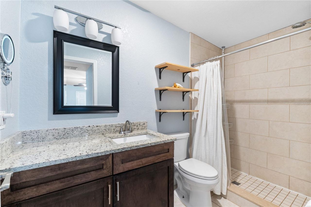 5637 Kalmia Drive, Orlando, FL 32807 Photo