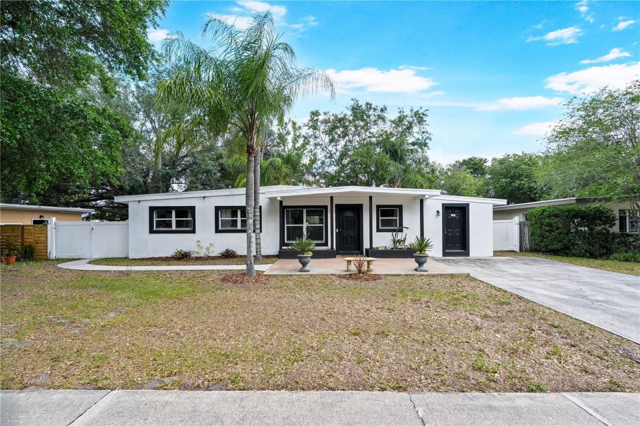 5637 Kalmia Drive, Orlando, FL 32807 Photo