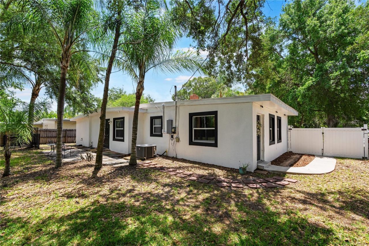 5637 Kalmia Drive, Orlando, FL 32807 Photo