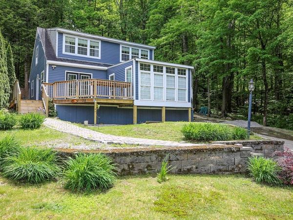 38 Island Rd, Holland, MA 01521