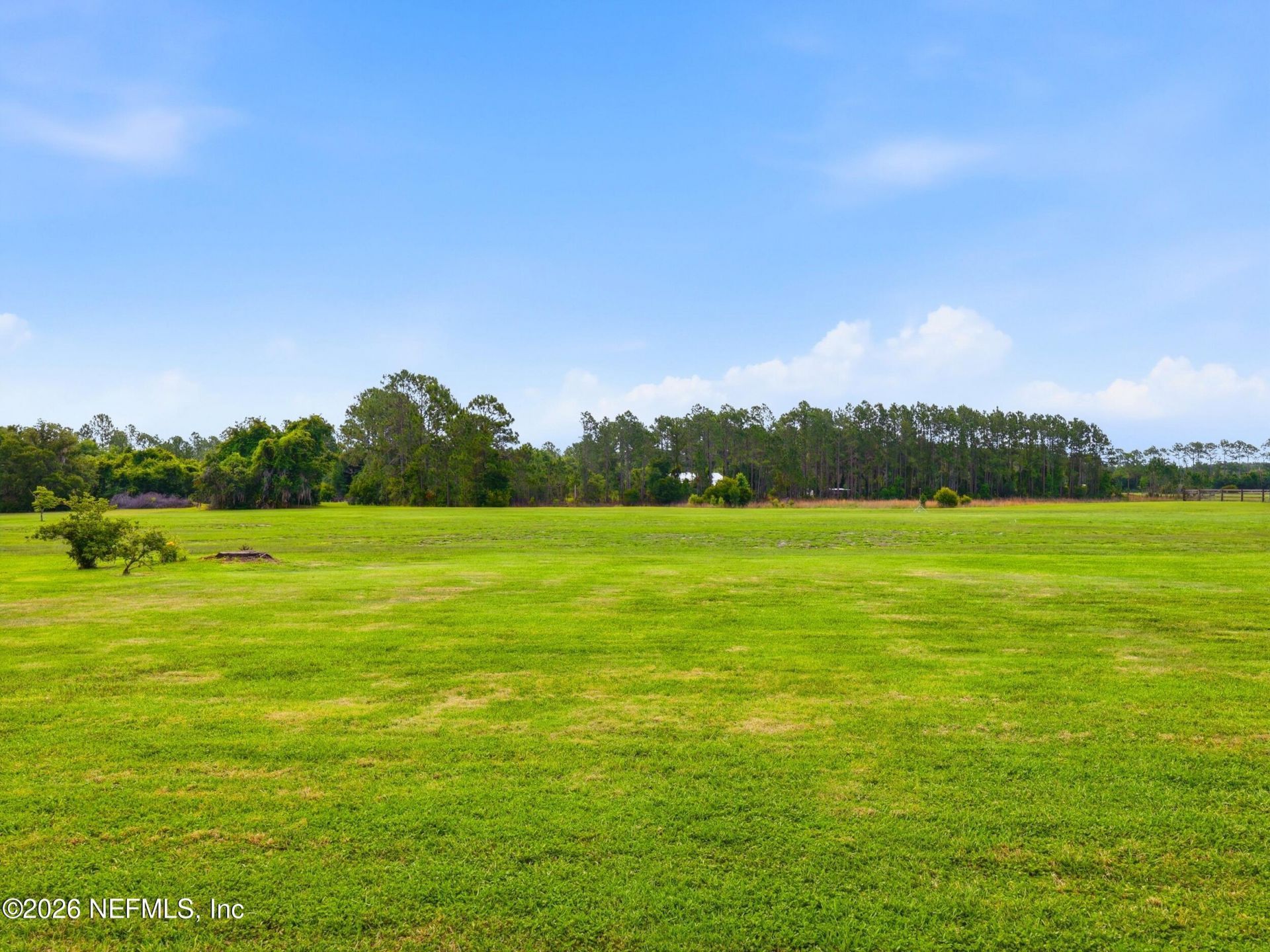 611 E State Road 100, San Mateo, FL 32187 Photo