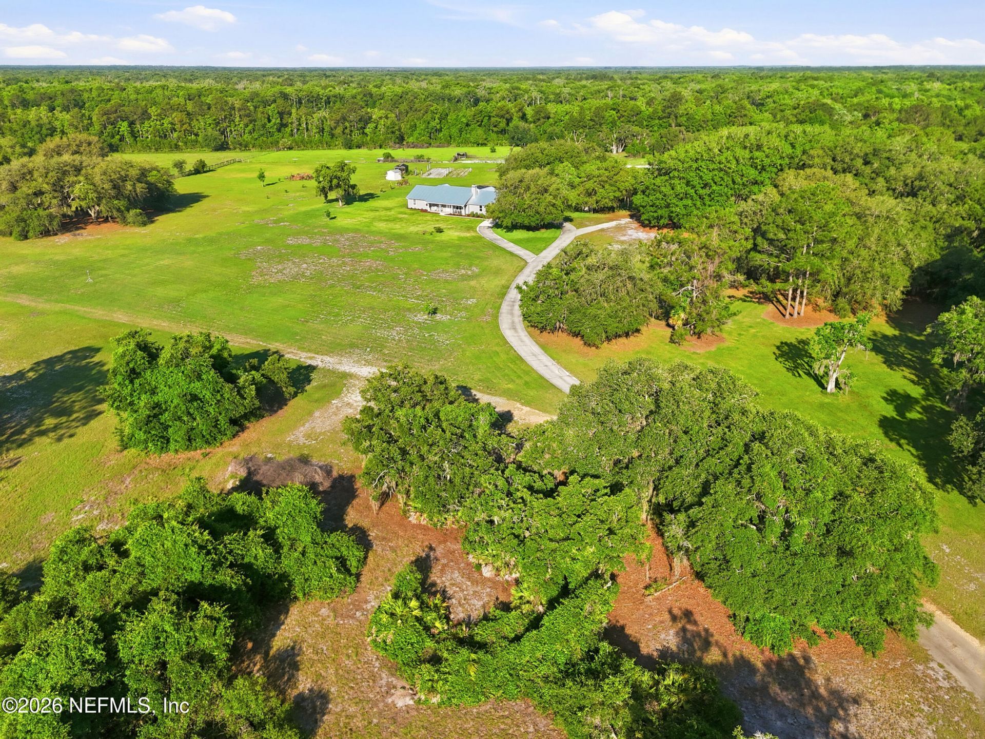 611 E State Road 100, San Mateo, FL 32187 Photo