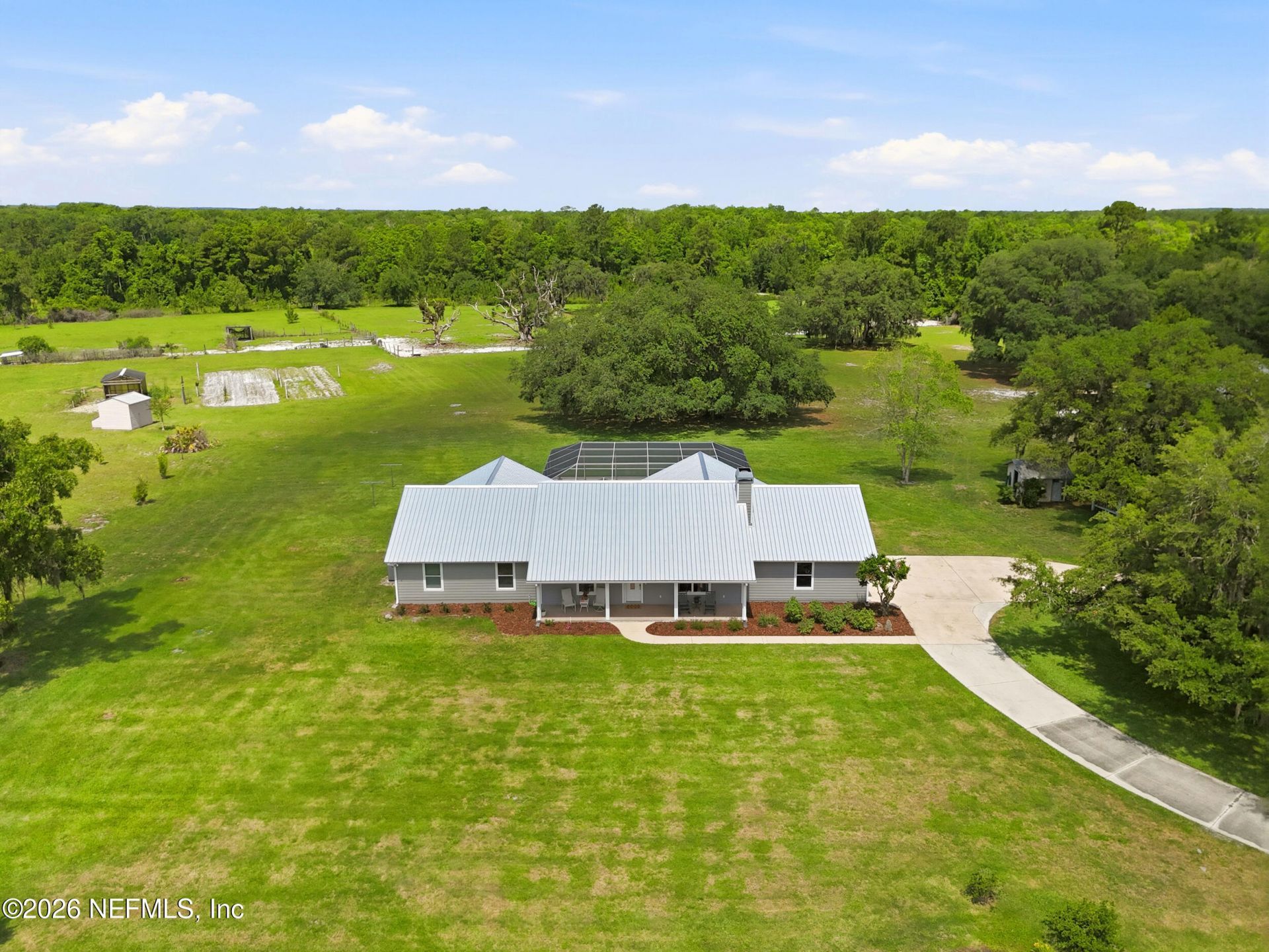 611 E State Road 100, San Mateo, FL 32187 Photo