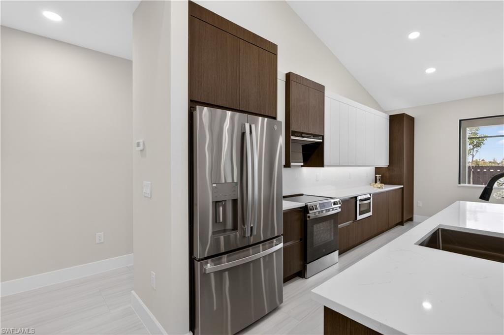 819 SW 16th Ter , Cape Coral, FL 33991 Photo