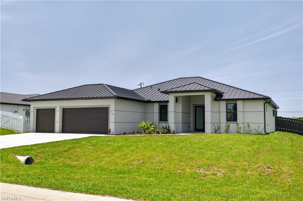 819 SW 16th Ter , Cape Coral, FL 33991 Photo