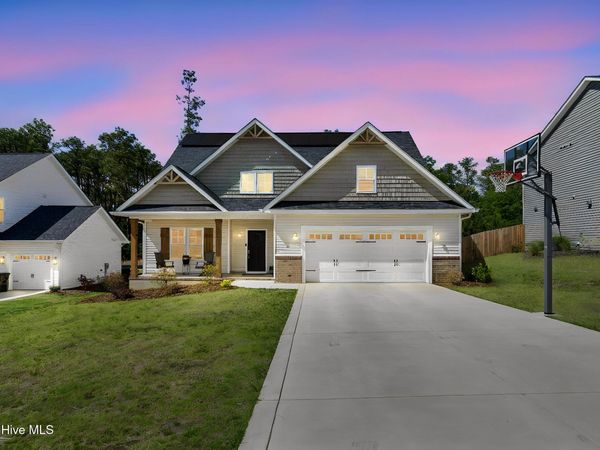 183 Rough Ridge Trail, Aberdeen, NC 28315