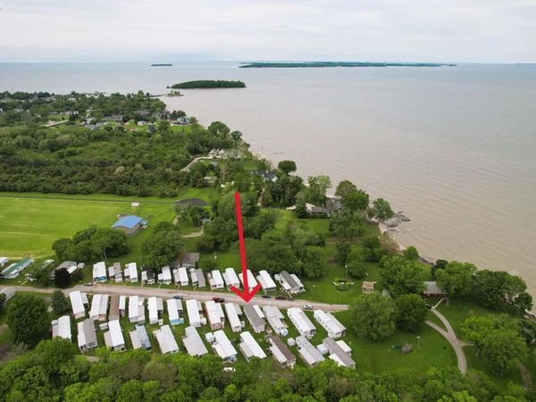 3575 NE Catawba Road, Unit 22, Port Clinton, OH 43452