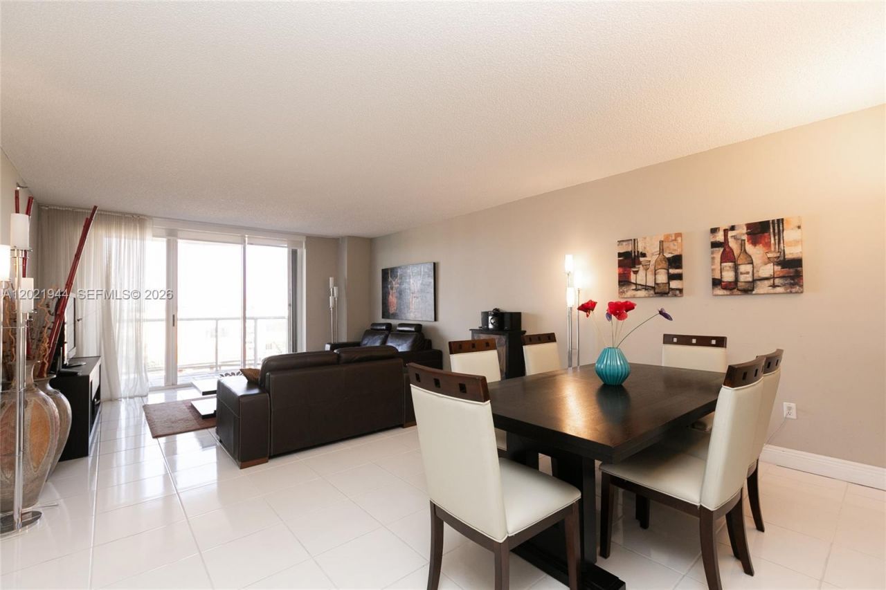 8855 Collins Ave, Unit 6F, Surfside, FL 33154 Photo