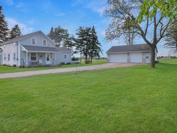 5450 Beechnut DRIVE, Kewaskum, WI 53040
