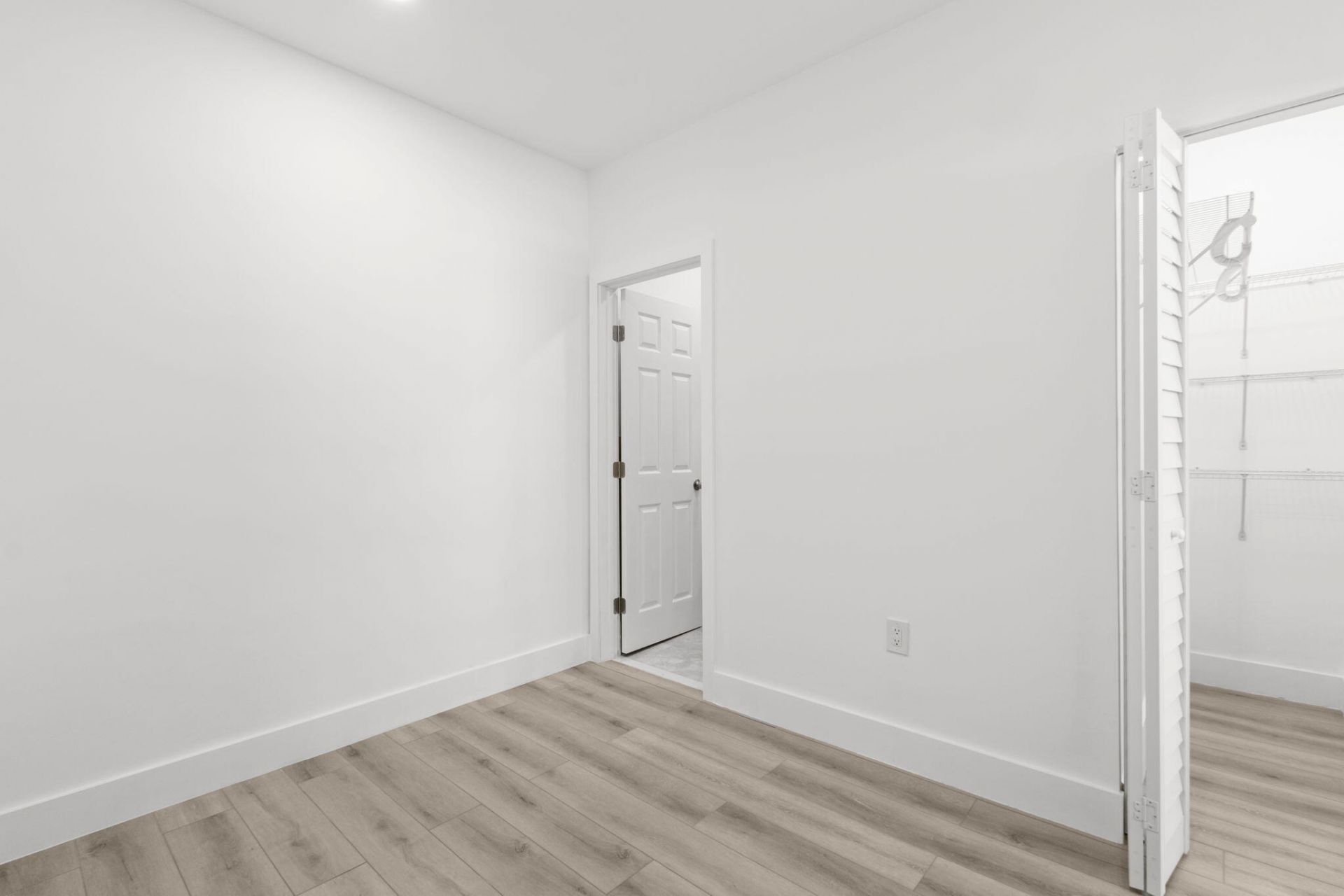 533 NE 1st Avenue, Deerfield Beach, FL 33441 Photo