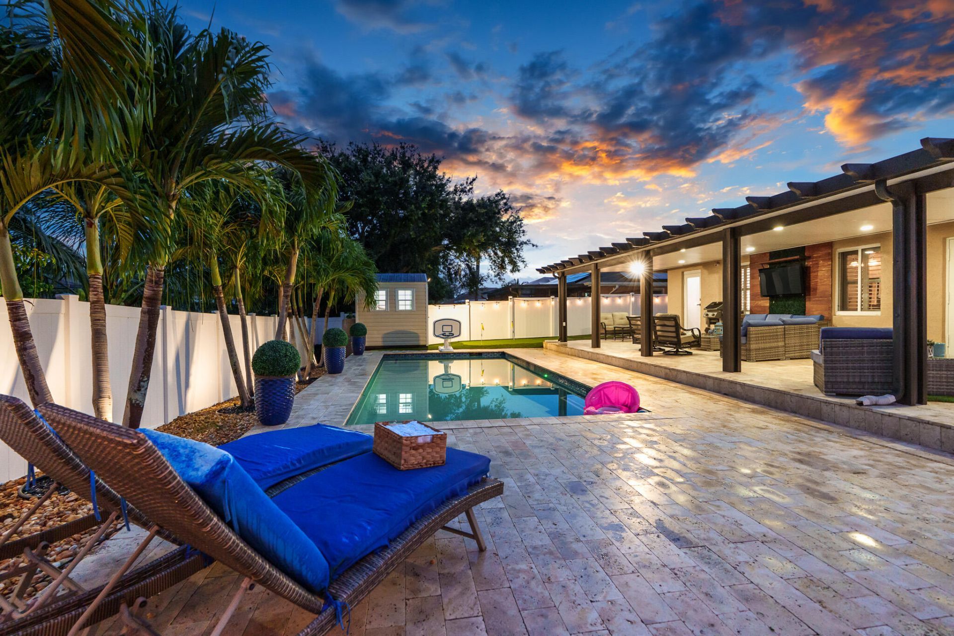 533 NE 1st Avenue, Deerfield Beach, FL 33441 Photo