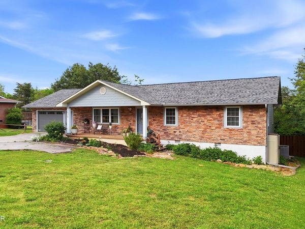 2626 Fisherman Street, Kodak, TN 37764