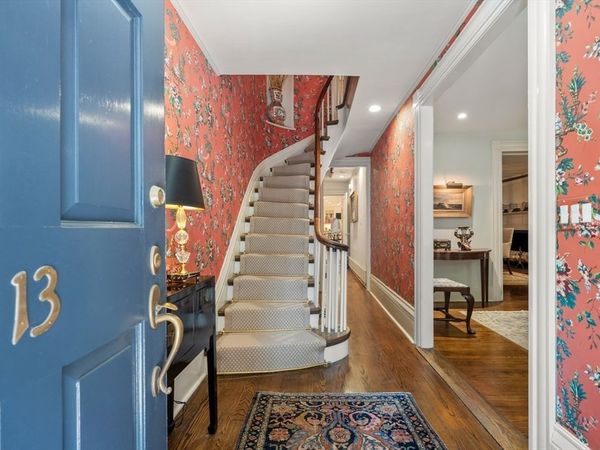 13 West Cedar St, Boston, MA 02108