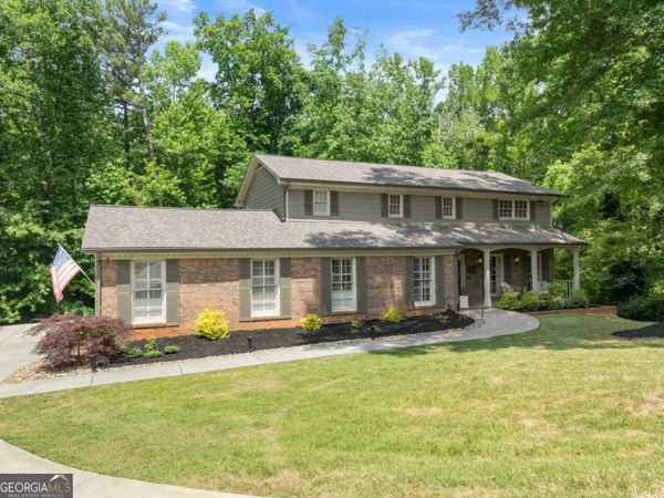 3814 Shawnee Run SW, Lilburn, GA 30047