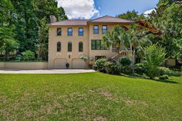 203 Holly Ridge Lane photo 4