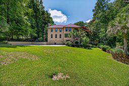 203 Holly Ridge Lane photo 4