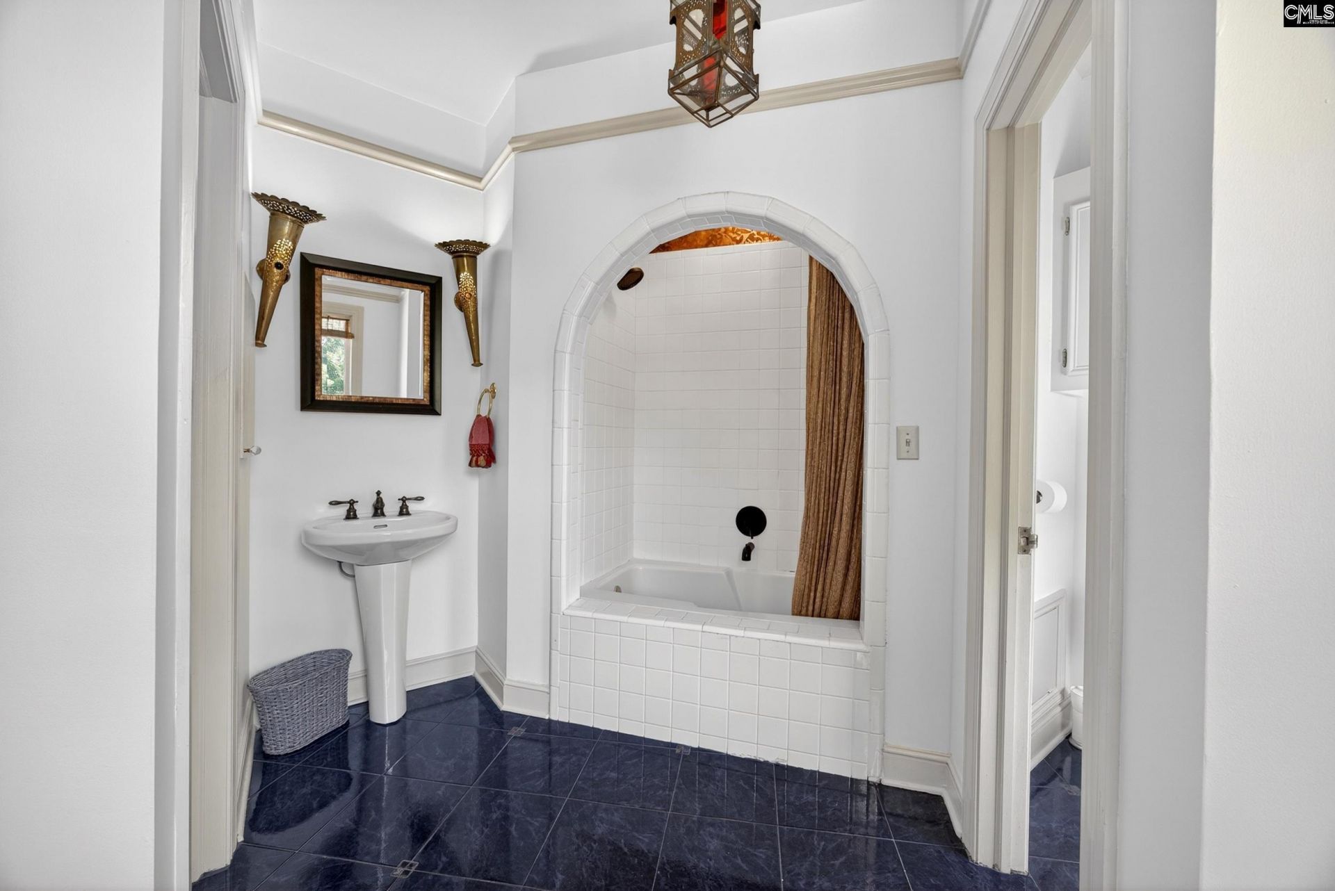 203 Holly Ridge Lane Photo 36