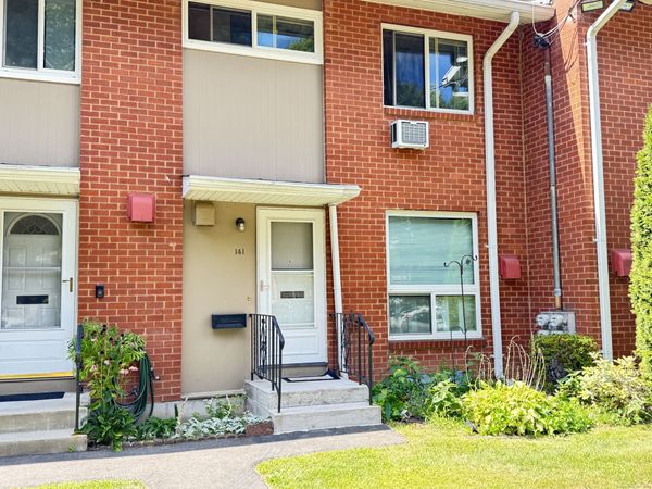 141 worth, Hamden, CT 06518