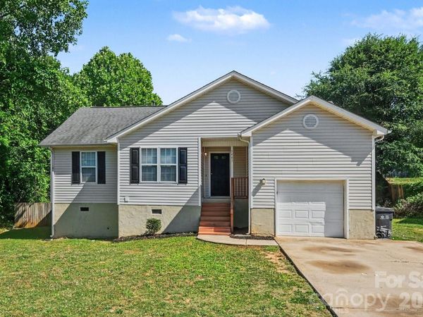 5463 Realtree Lane , Charlotte, NC 28214