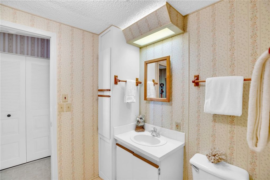 409 Macadamia Drive, Micco, FL 32976 Photo