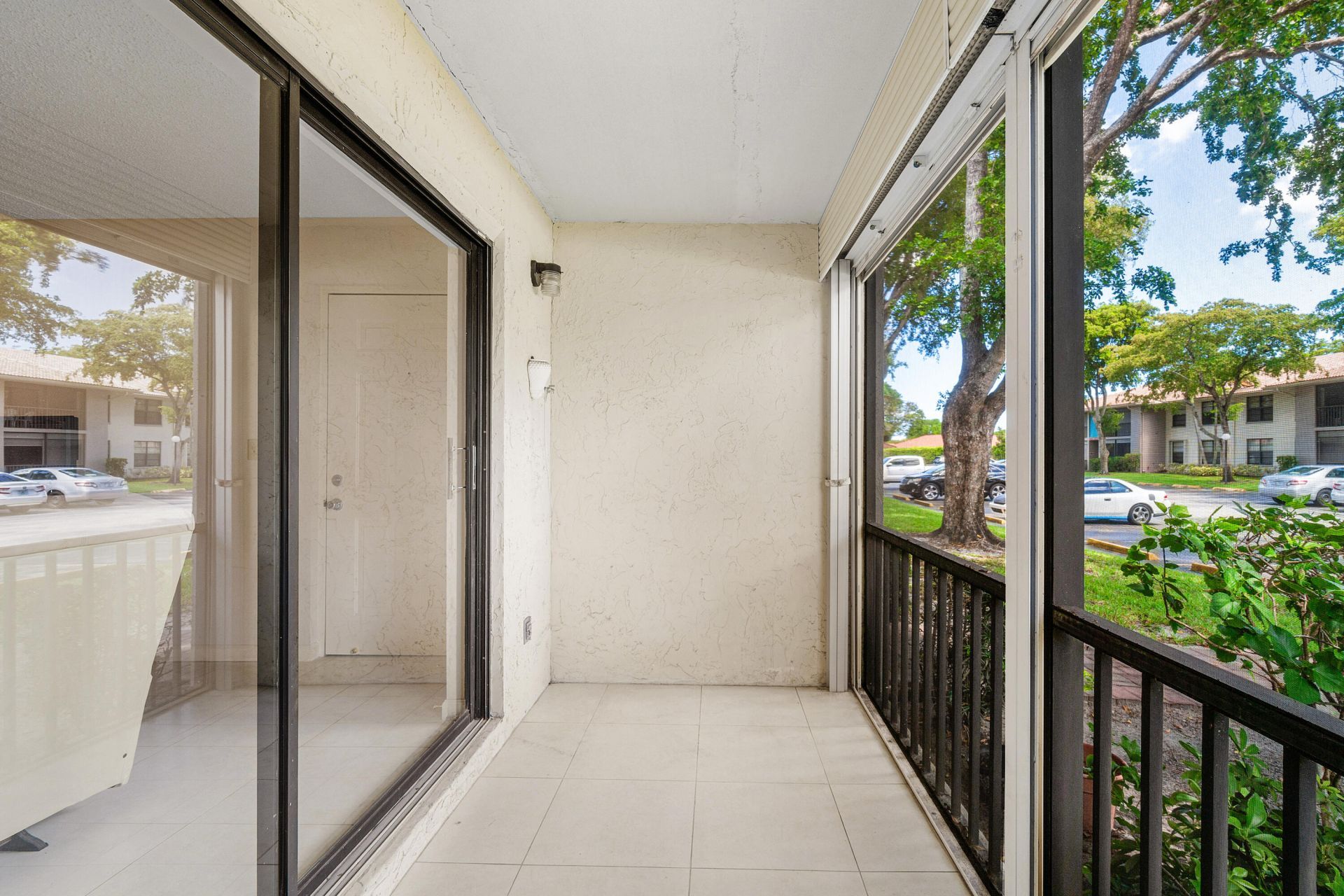 9810 Pineapple Tree Drive, Unit 101, Boynton Beach, FL 33436 Photo