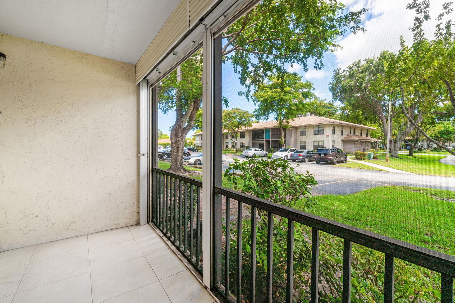 9810 Pineapple Tree Drive, Unit 101, Boynton Beach, FL 33436 Photo