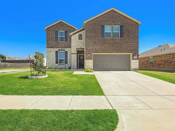 1632 Trace Drive, Aubrey, TX 76227