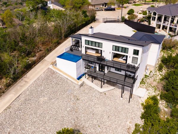 2100 BLUFF RIDGE DR, Kerrville, TX 78028