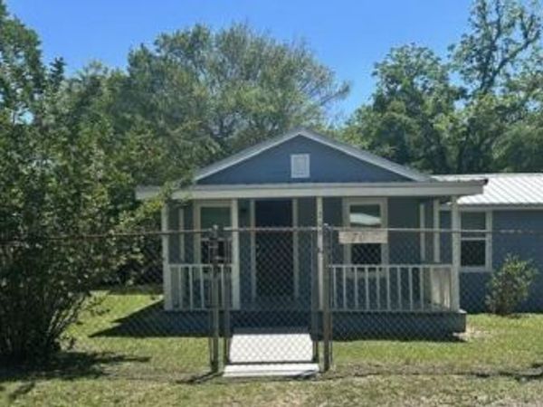 709 S 11Th Street, DeFuniak Springs, FL 32435