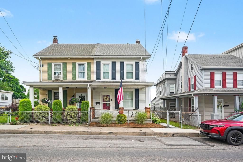 570 Highland Street, Harrisburg, PA 17113 Main Photo