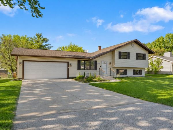 2408 W Fairview Lane , McHenry, IL 60051