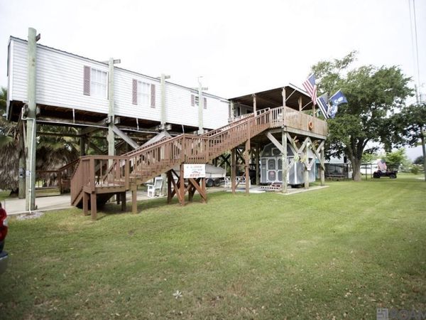 225 Chighizola Lane, Grand Isle, LA 70358