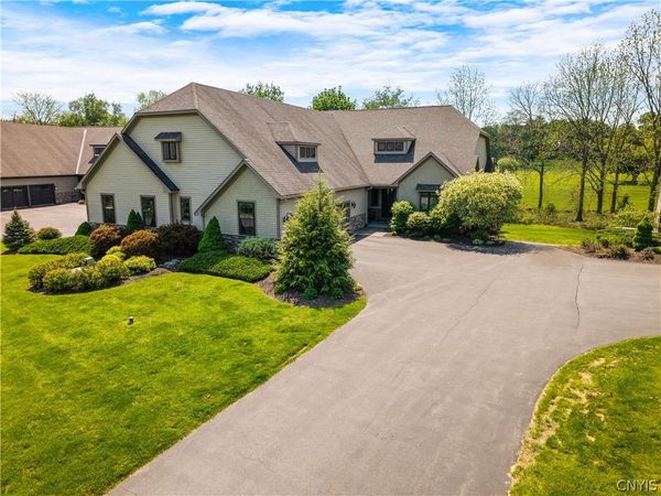 120 Buchmans Close Circle, Fayetteville, NY 13066