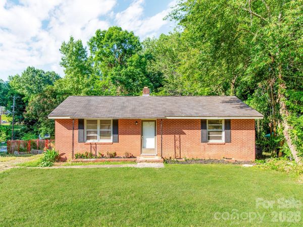 814 Wilbrown Circle , Charlotte, NC 28217
