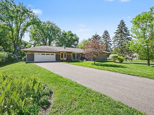 400 Milbert Road, Minnetonka, MN 55305