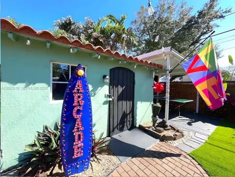 2538 Liberty St, Hollywood, FL 33020 Photo