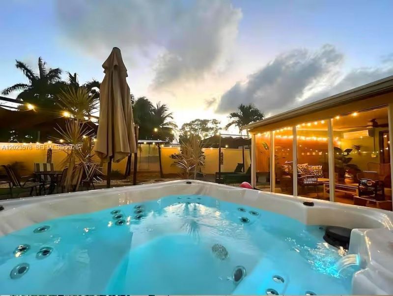 2538 Liberty St, Hollywood, FL 33020 Photo