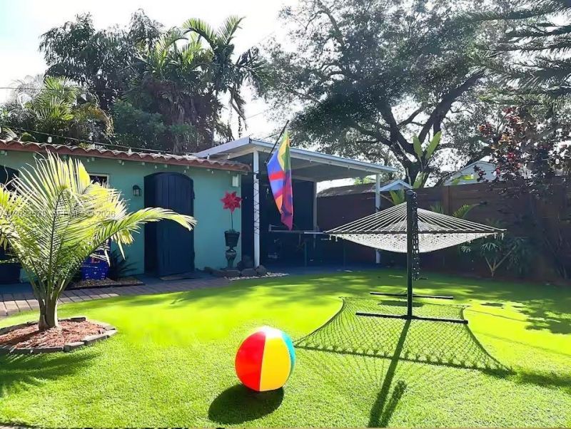 2538 Liberty St, Hollywood, FL 33020 Photo