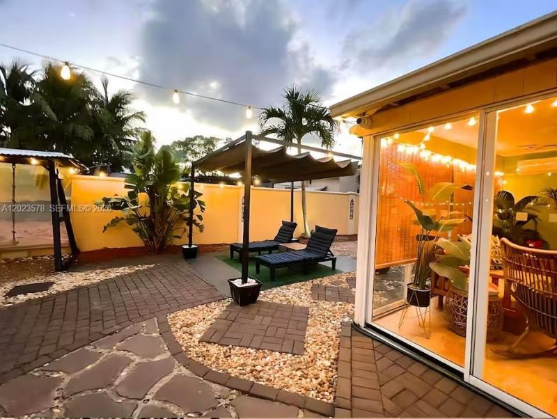 2538 Liberty St, Hollywood, FL 33020 Photo