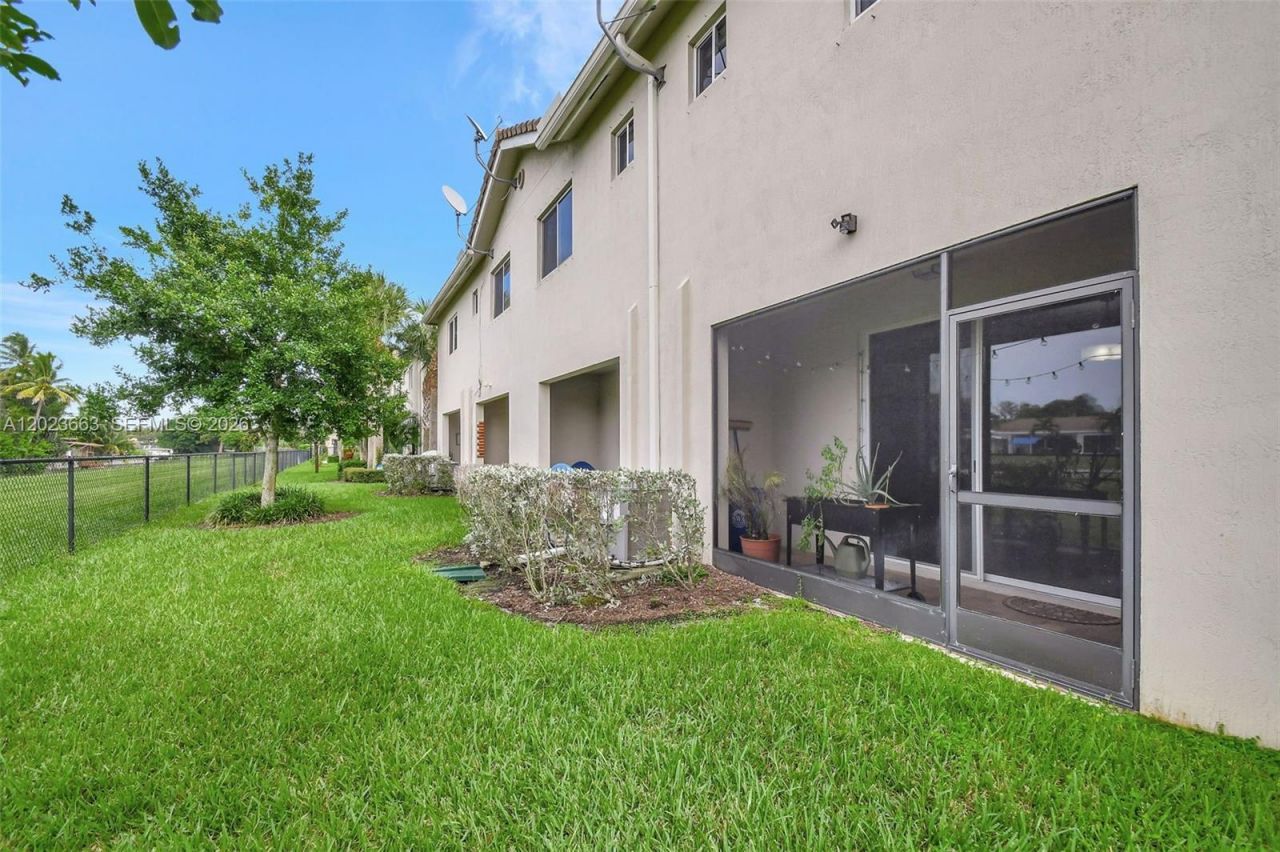 1119 Vermilion Dr, Lake Worth, FL 33461 Photo