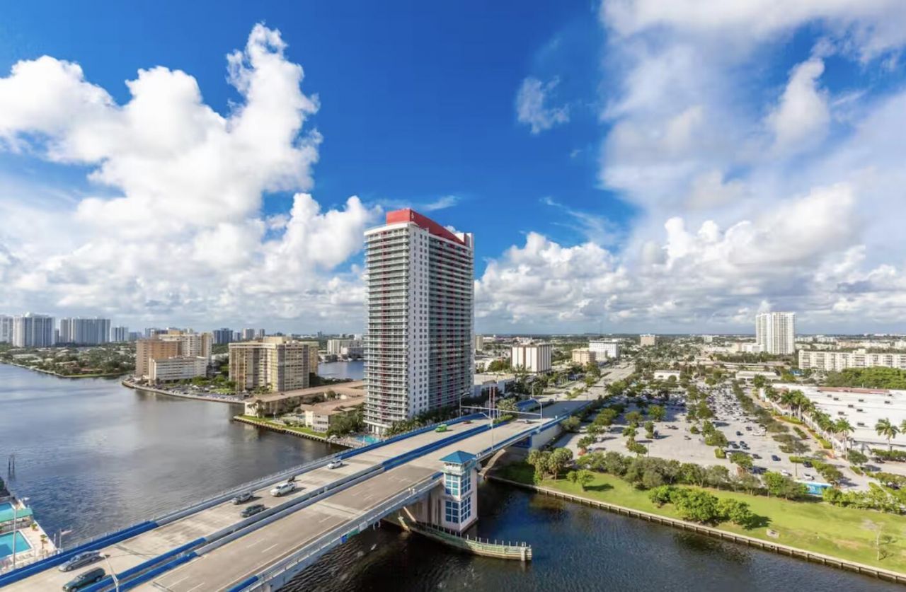 4010 S Ocean Drive, Unit R2104, Hollywood, FL 33019 Photo