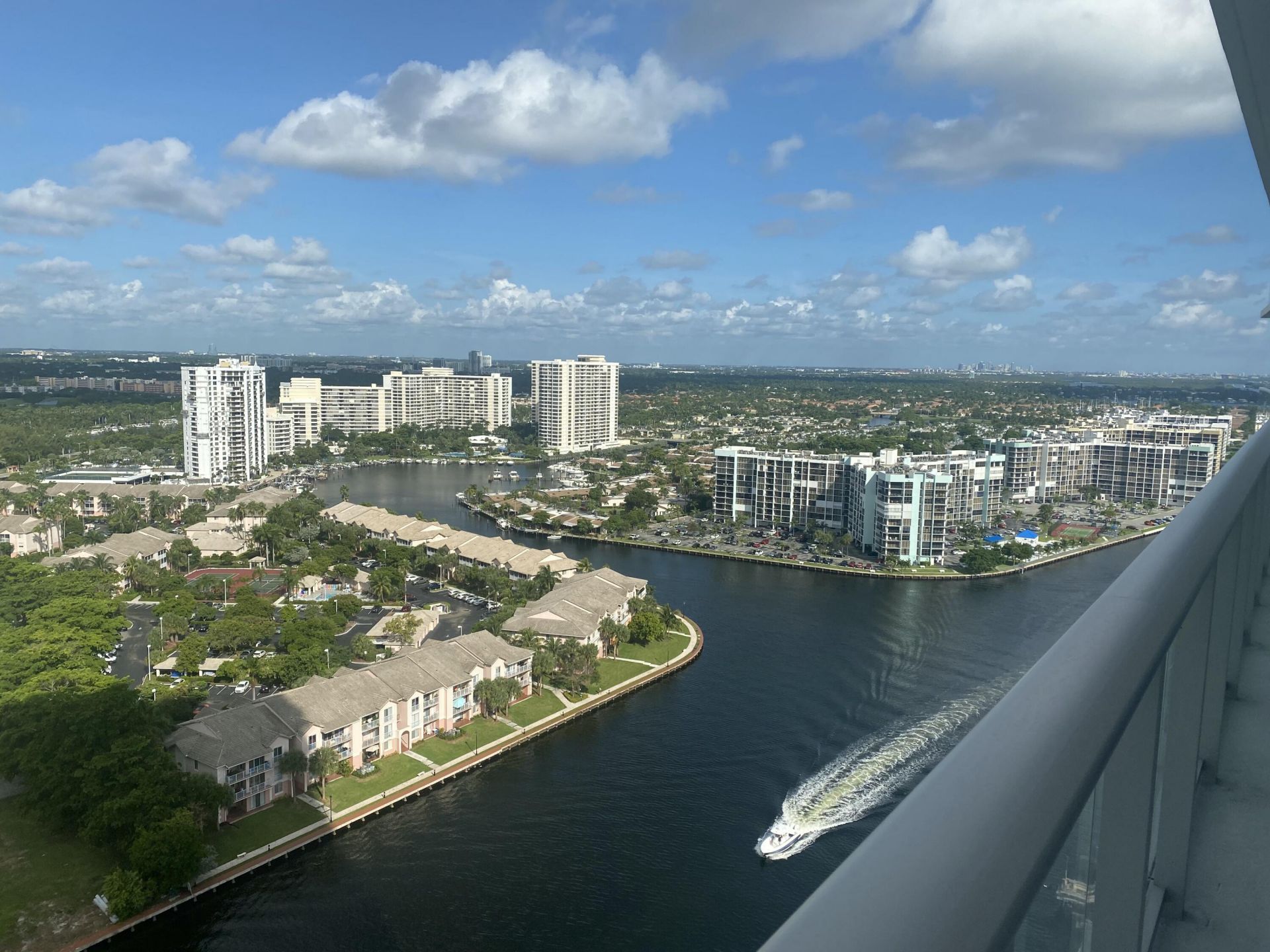 4010 S Ocean Drive, Unit R2104, Hollywood, FL 33019 Photo