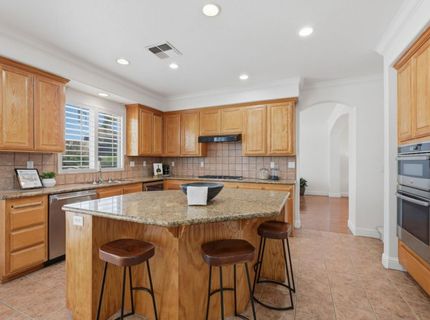 1869 Tuscan Grove Cir, Roseville, CA 95747 Photo