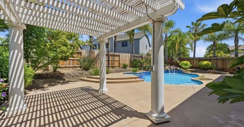 1869 Tuscan Grove Cir, Roseville, CA 95747 Photo