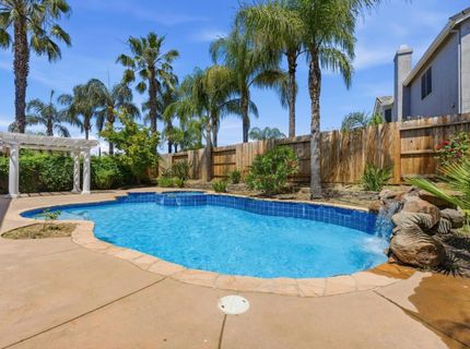 1869 Tuscan Grove Cir, Roseville, CA 95747 Photo