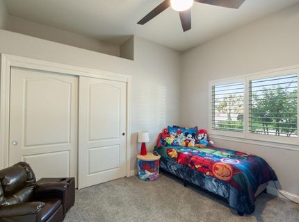 933 Golden Oak Dr, Lodi, CA 95242 Photo