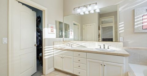 933 Golden Oak Dr, Lodi, CA 95242 Photo
