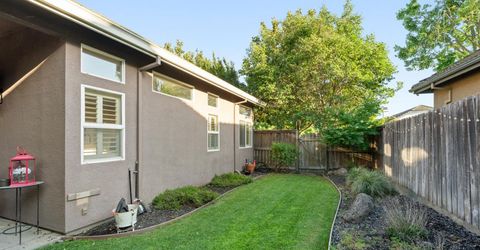 933 Golden Oak Dr, Lodi, CA 95242 Photo