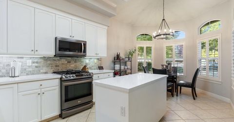 933 Golden Oak Dr, Lodi, CA 95242 Photo